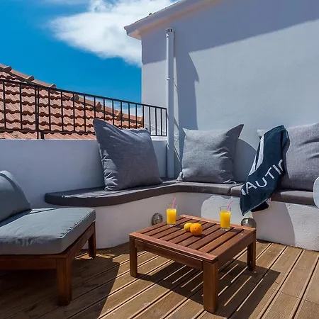 Evagelia's Deluxe Villa-roof Jacuzzi *