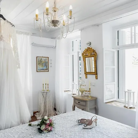 Evagelia's Deluxe Villa *