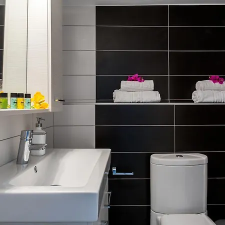 Villa Evagelia's Deluxe Villa-roof Jacuzzi