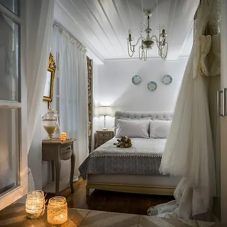 Evagelia's Deluxe Villa-roof Jacuzzi