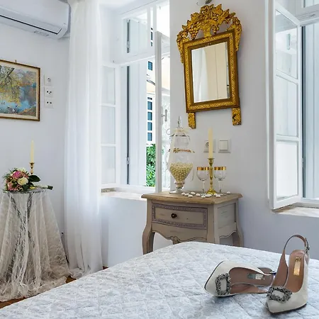 Evagelia's Deluxe Villa-jacuzzi In Center * سكوبيلوس تاون