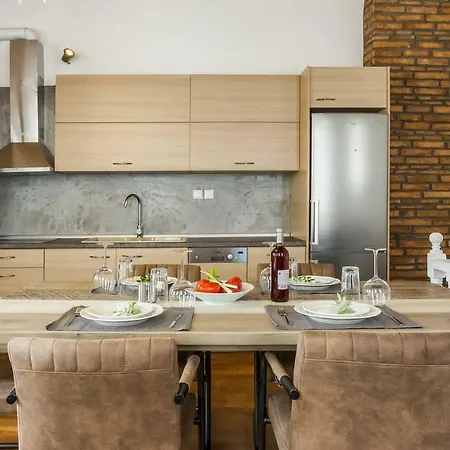 Evagelia's Deluxe Villa-roof Jacuzzi