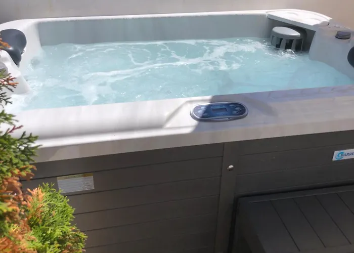 Evagelia's Deluxe Villa-roof Jacuzzi * 斯科派洛斯