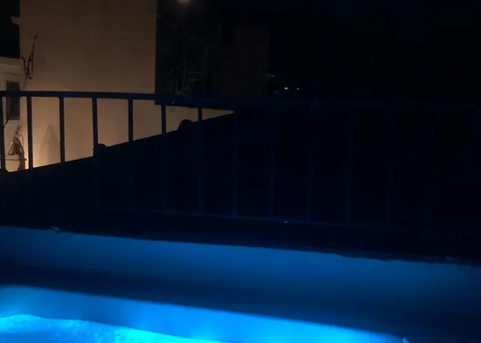 别墅 Evagelia's Deluxe Villa-roof Jacuzzi 斯科派洛斯