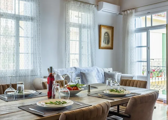 Evagelia's Deluxe Villa-roof Jacuzzi * 斯科派洛斯