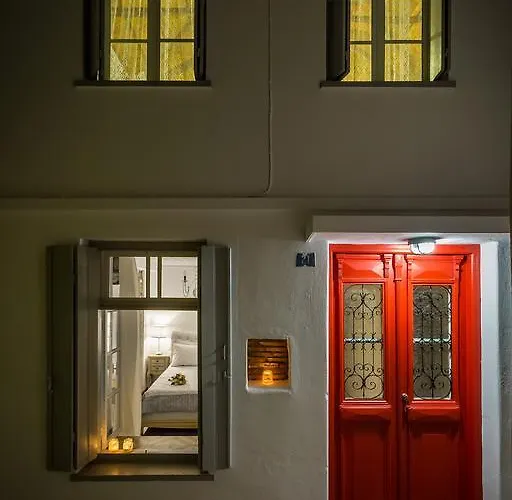Вилла Evagelia's Deluxe Villa-roof Jacuzzi
