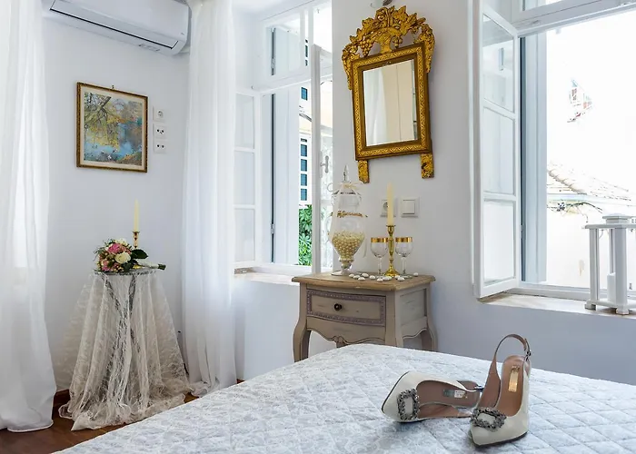 Evagelia's Deluxe Villa-roof Jacuzzi * 斯科派洛斯