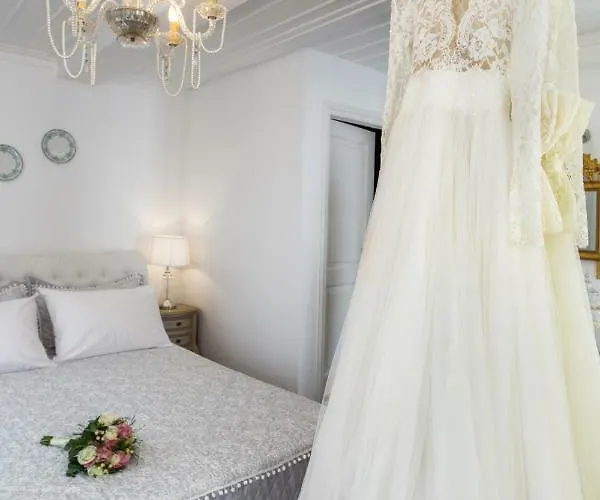 Evagelia's Deluxe Villa-roof Jacuzzi 别墅